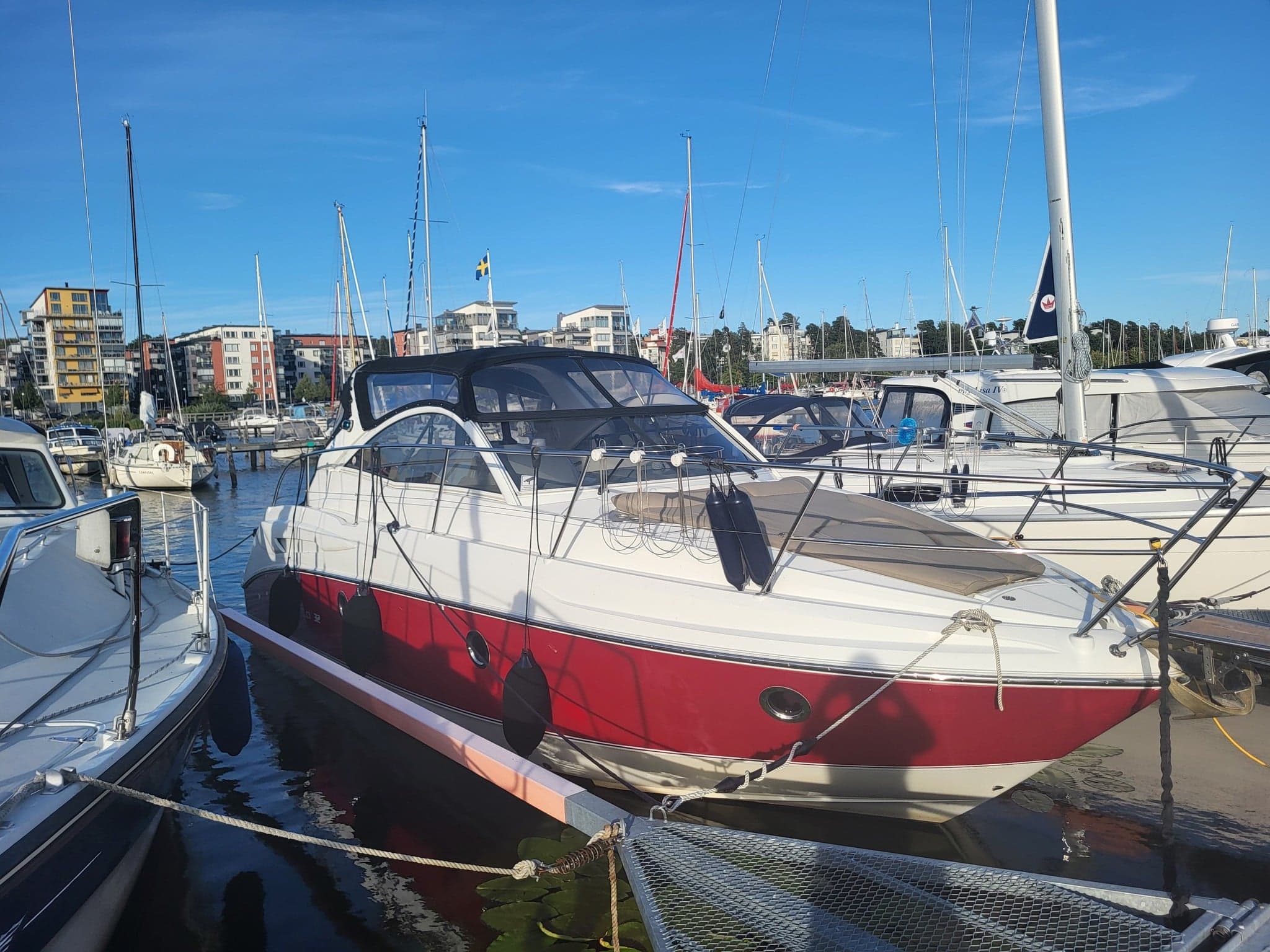 Beneteau Monte Carlo 32 2008 — bild 1