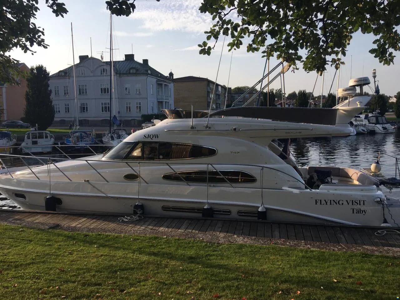 Sealine T47 2001 — bild 1