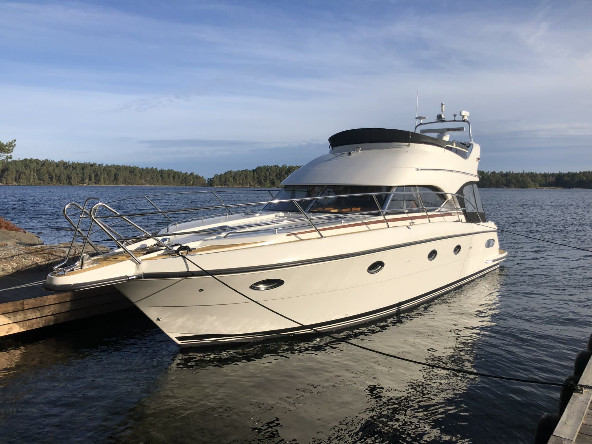 Nord West 420 Flybridge 2010 — photo 1